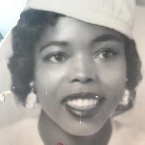 Meet your Posher, Priscilla